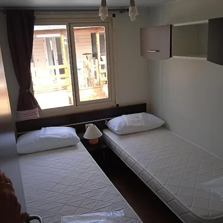 Camping Mobile Comfort - Including Airco - River- 326- 6 Pers *